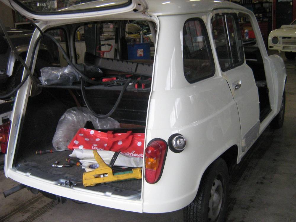 Rénovation Renault 4L